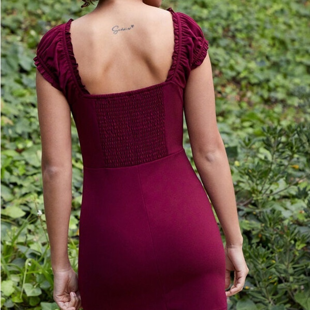 LA Hearts PacSun Women M Burgundy Y2K Square Neck Shirred Bodycon Mini Dress NWT - Picture 4 of 15